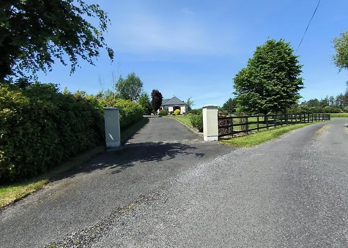 Swinford Country House Dom wakacyjny